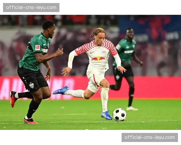 哈维·西蒙斯两射一传,莱比锡客场4-2大胜柏林联合 哈维·西蒙斯两射一传,莱比锡客场4-2大胜柏林联合